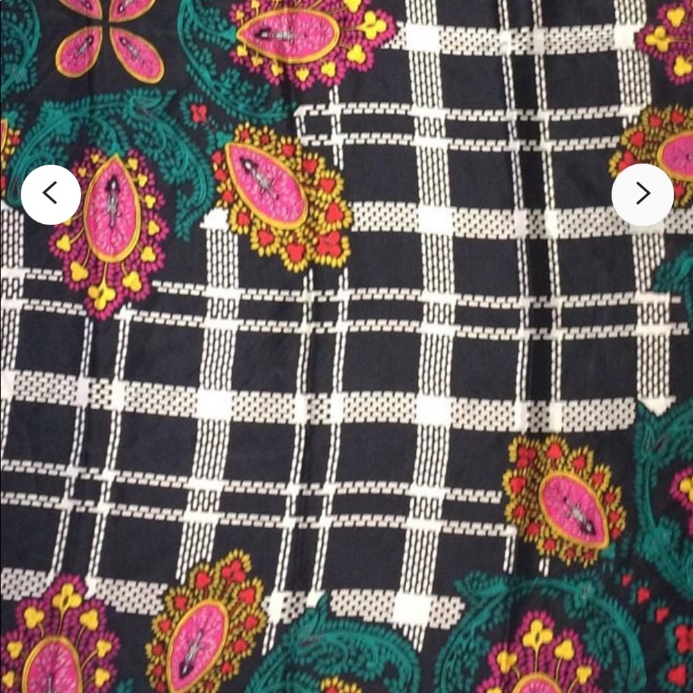 Diane von Fürstenberg Vintage Silk Scarf - Picture 6 of 6